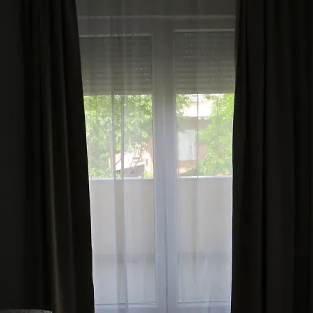 1-2 Apartment