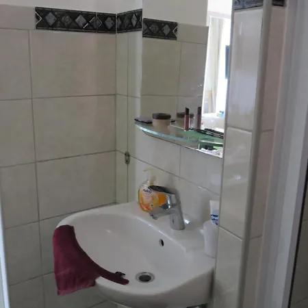 1-2 Apartment Split