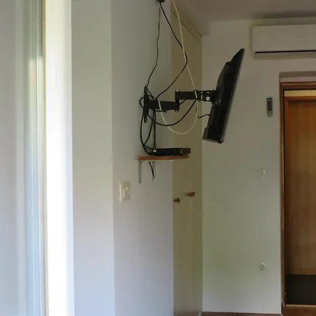 Apartment 1-2