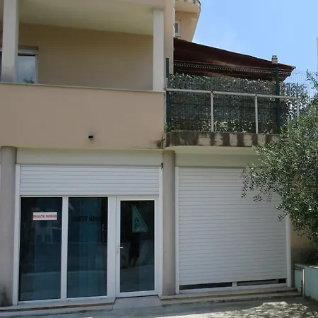 1-2 Apartment