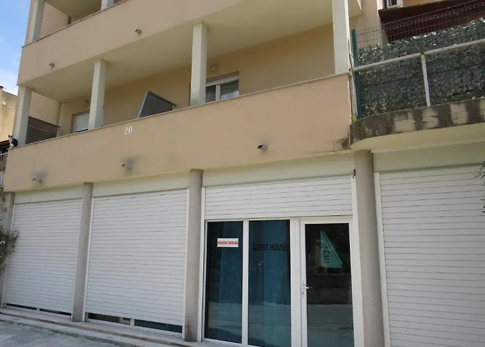 1-2 Apartamento *